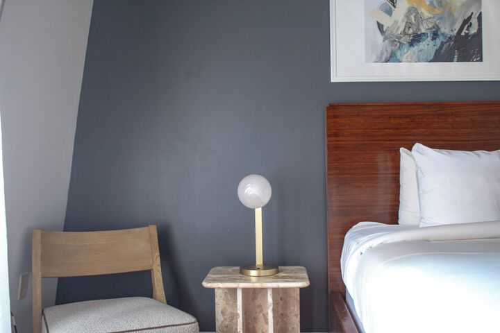 Room 10 of 54