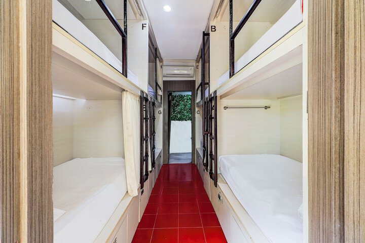 Room 21 of 36