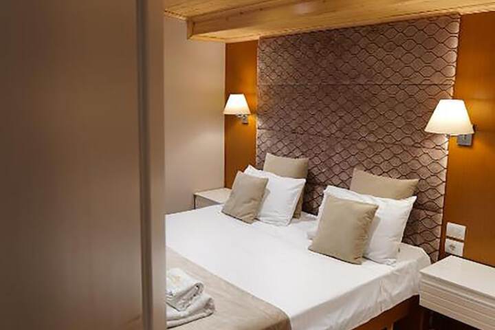 Room 13 of 45
