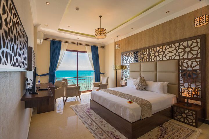 Room 25 of 115
