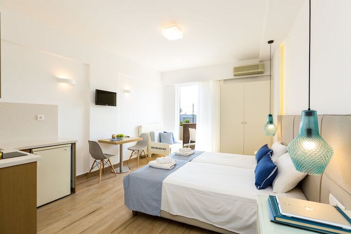 Room 15 of 73