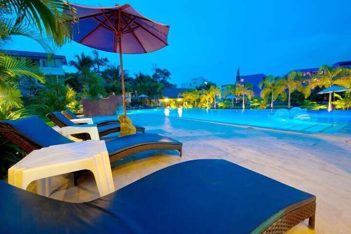 Sundeck 45 of 46