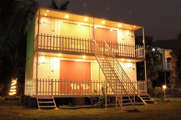 Hotel 98 of 105