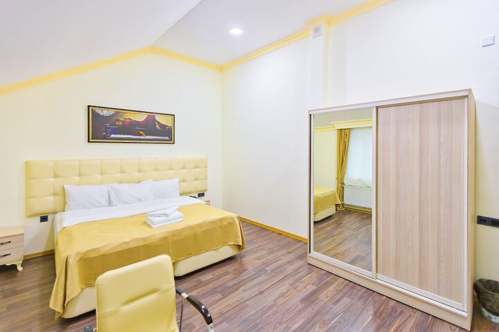Room 20 of 45