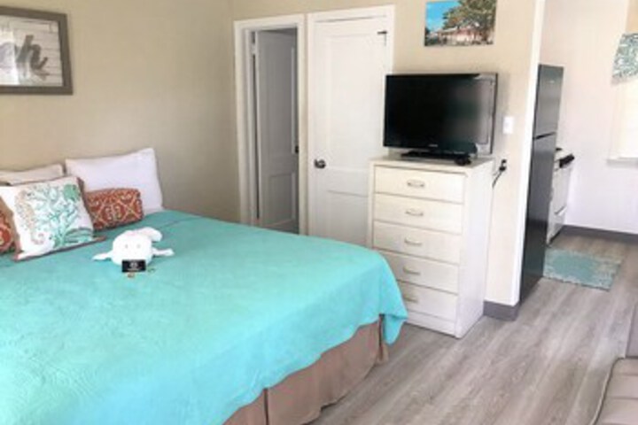Room 65 of 81