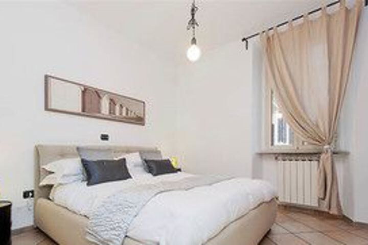 Room 48 of 209