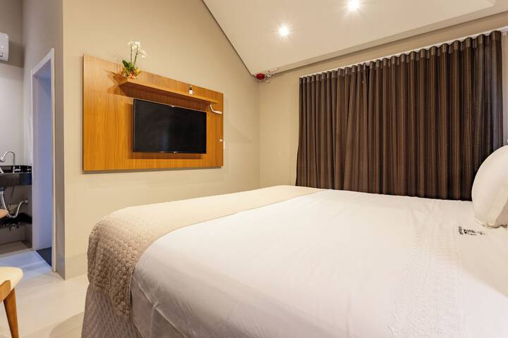 Room 48 of 218