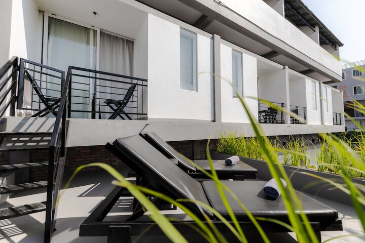 Terrace/Patio 13 of 35