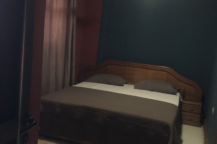 Room 6 of 21