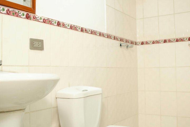 Room 10 of 15