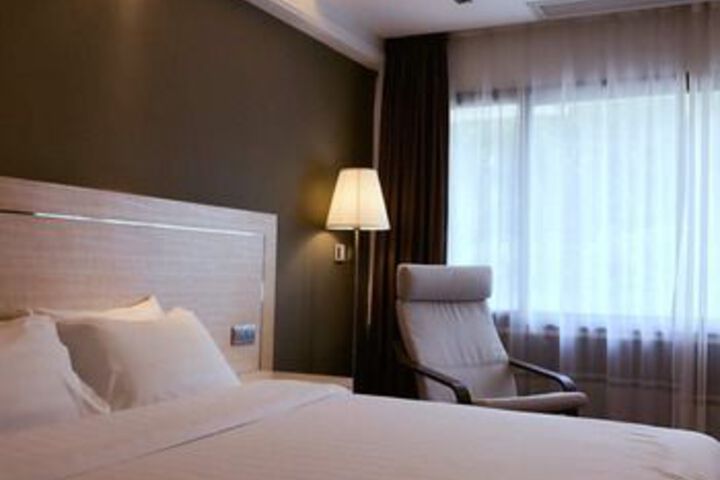 Inside Room Photo