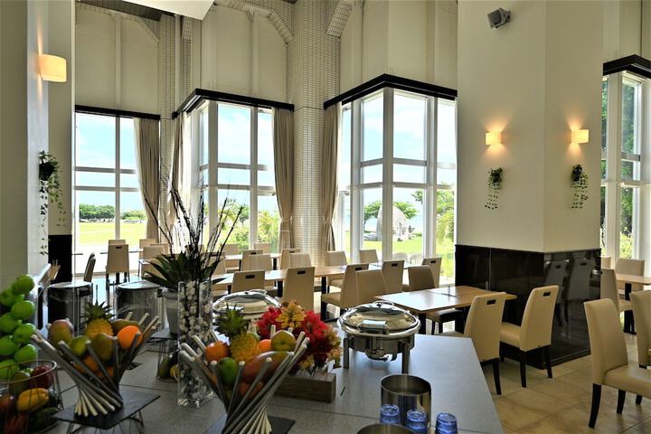 Dining Photos