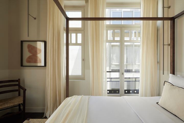 Room 20 of 51