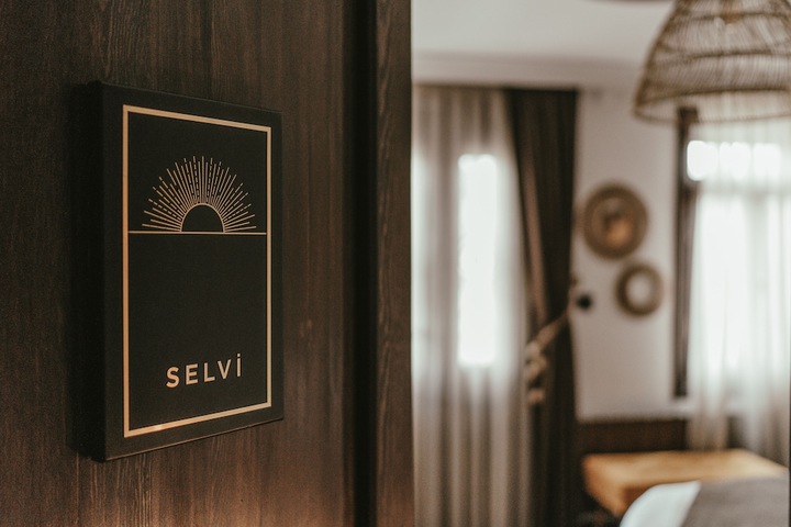 Room 22 of 91