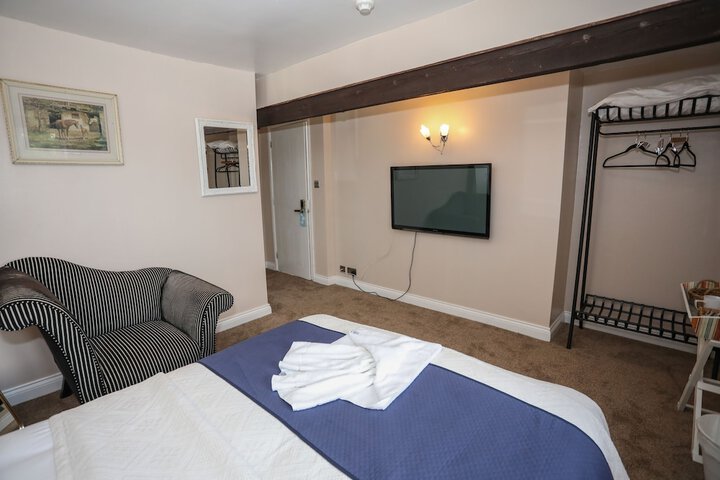 Room 18 of 25