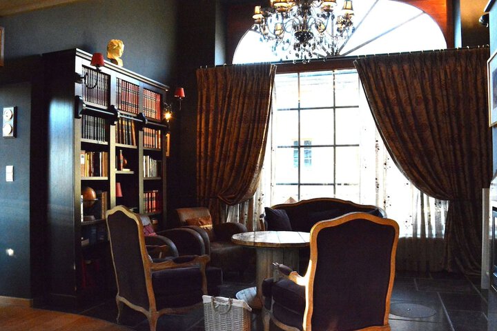 Room 13 of 44