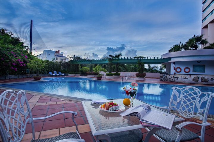 Pool 37 of 71