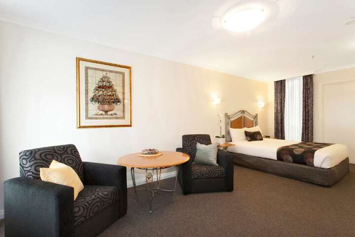 Room 44 of 73
