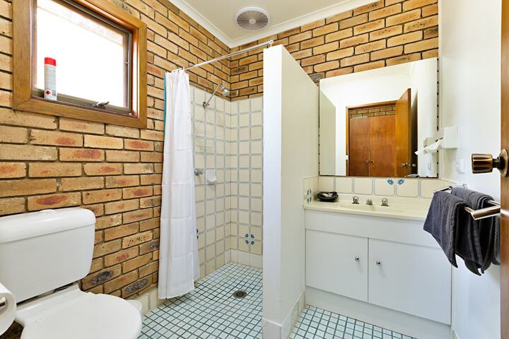 Room 29 of 52
