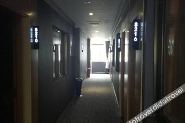 Hotel Interior 6 of 12