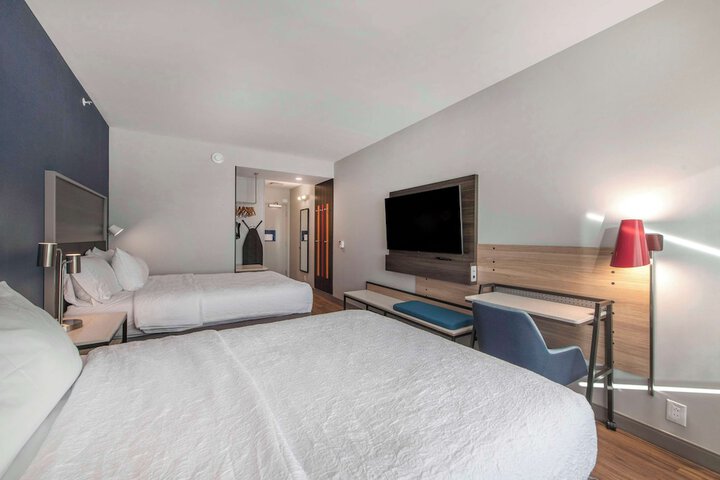 2 Queen Beds with Walk in Shower (1 of 12)