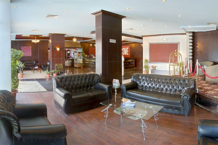 Hotel Interior 6 of 34