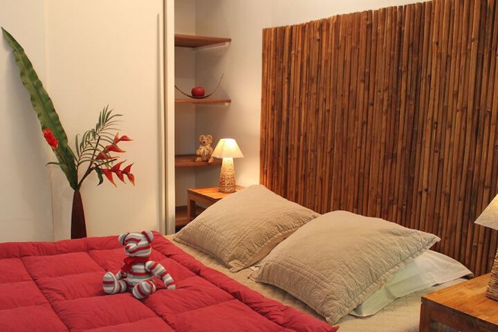 Room 3 of 78