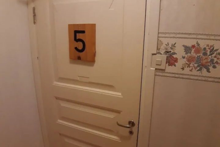 Room 15 of 24