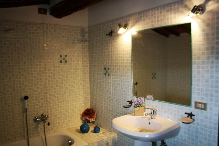 Room 29 of 70