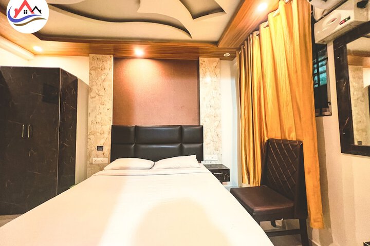 Room 14 of 21