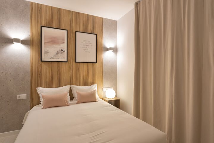 Room 4 of 26