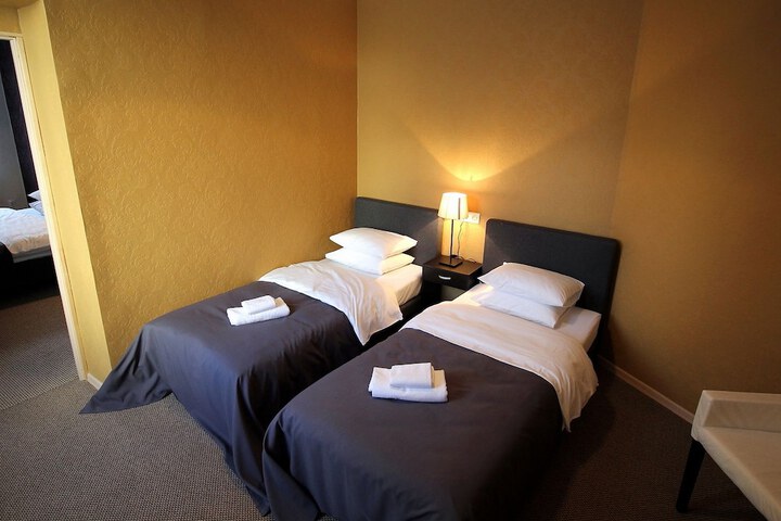 Room 14 of 46