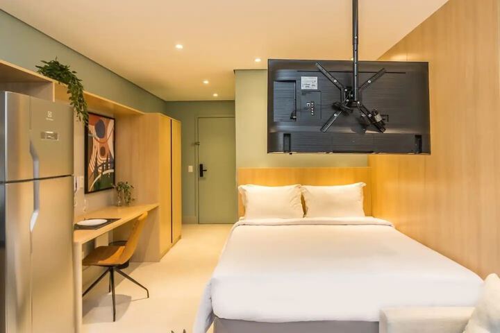 Room 74 of 156