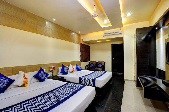 Room 8 of 28