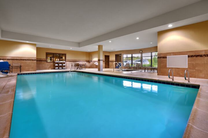 Pool 41 of 61