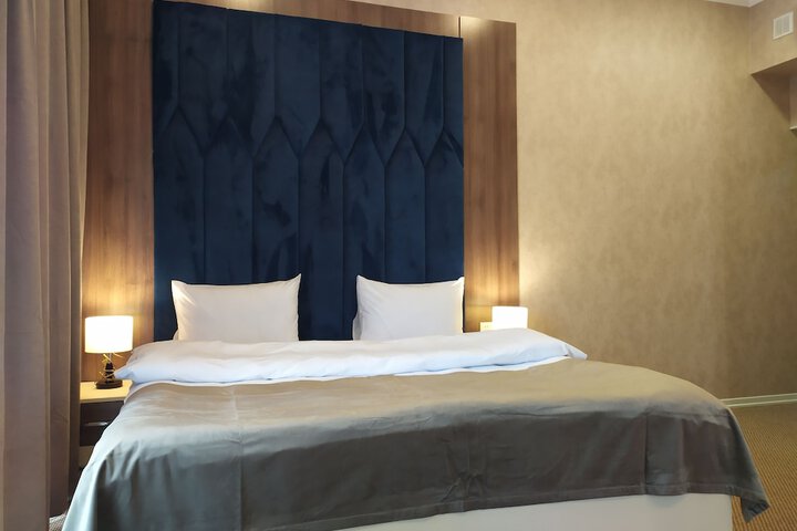 Room 8 of 59