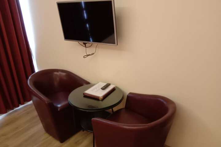 Room 15 of 30