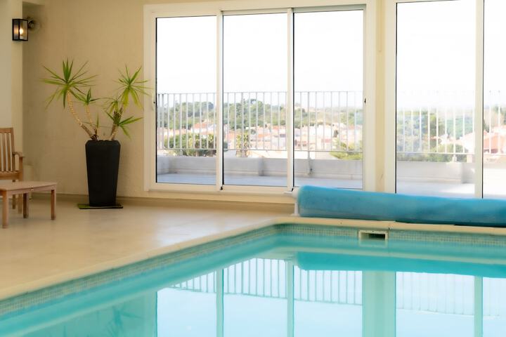 Pool 20 of 44