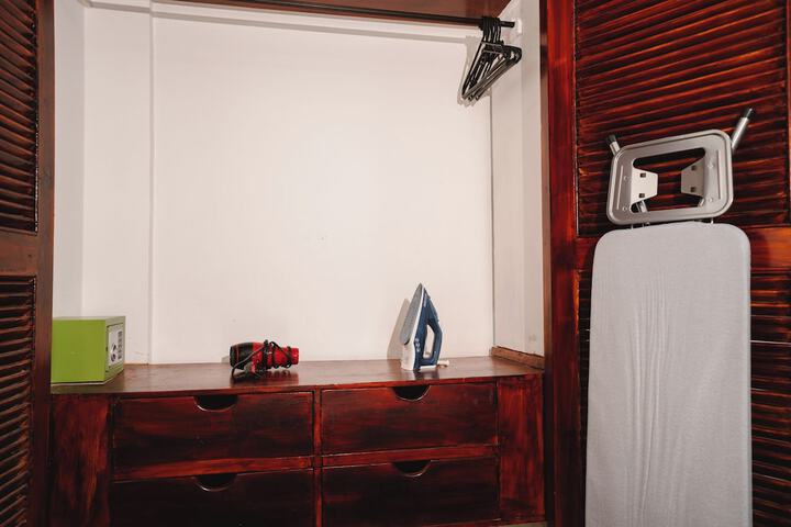 Room 53 of 93