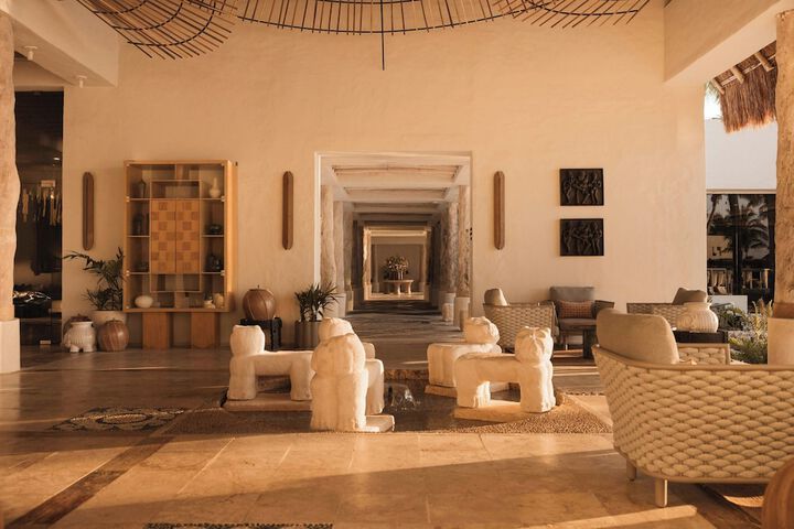 Hotel Lobby