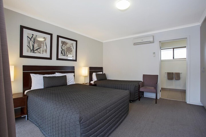 Room 18 of 43