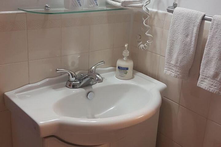 Room 9 of 26