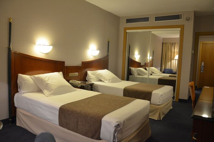 Room 17 of 72