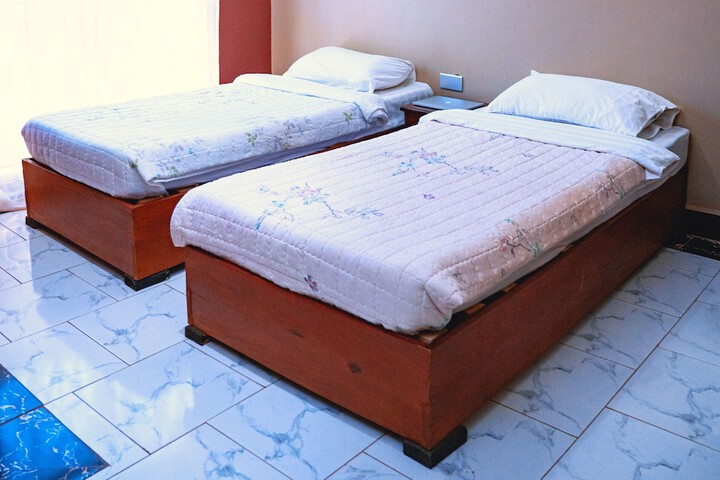Room 3 of 11