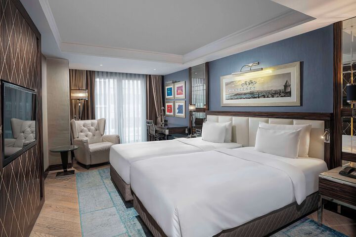 Room 54 of 182