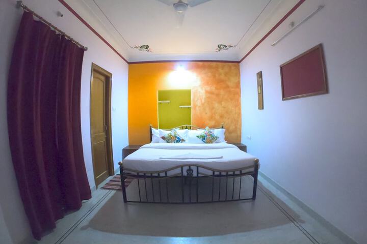Room 8 of 56