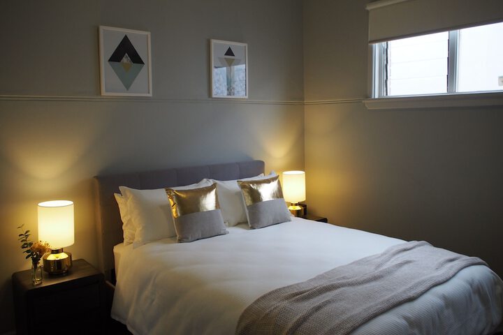 Room 8 of 38