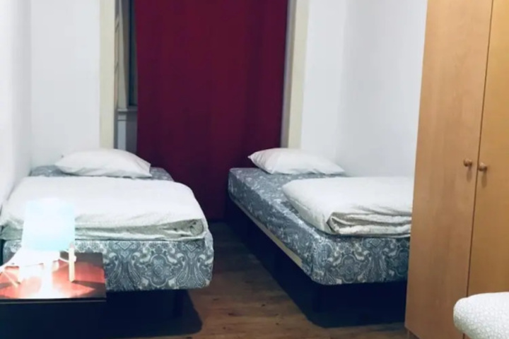 Room 22 of 28