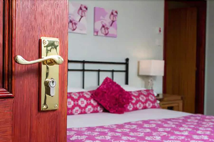 Room 10 of 59