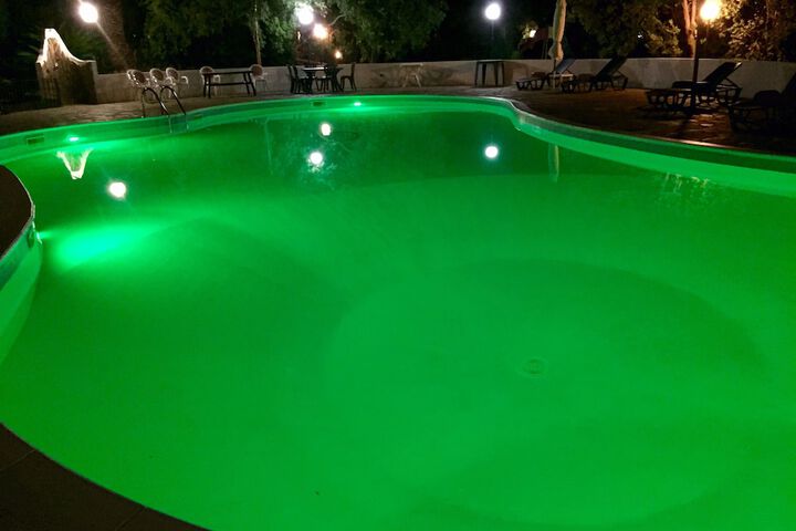 Pool 21 of 48